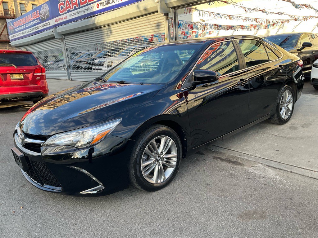 2015 Toyota Camry Image 3