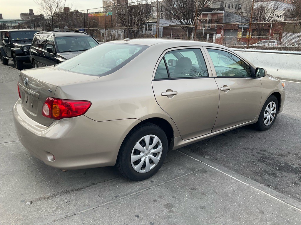 2010 Toyota Corolla Image 8