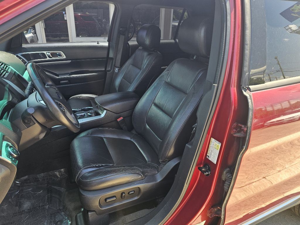 2015 Ford Explorer Image 10