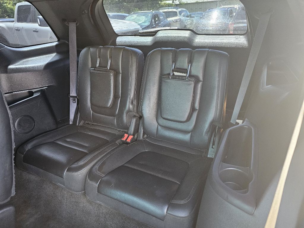 2015 Ford Explorer Image 11