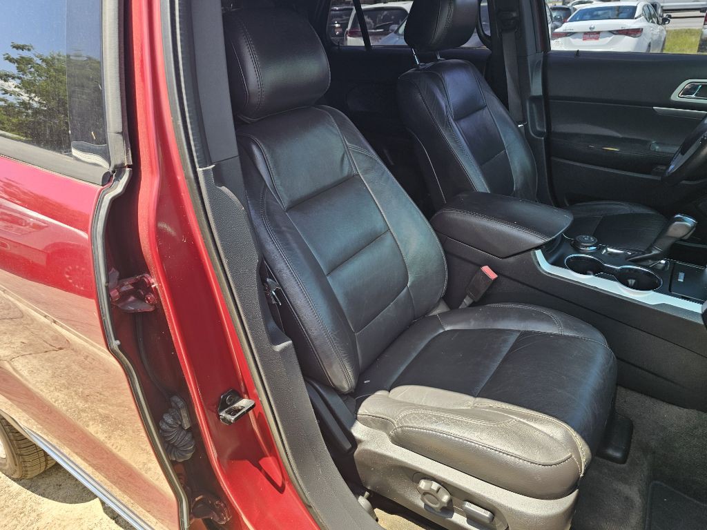 2015 Ford Explorer Image 13