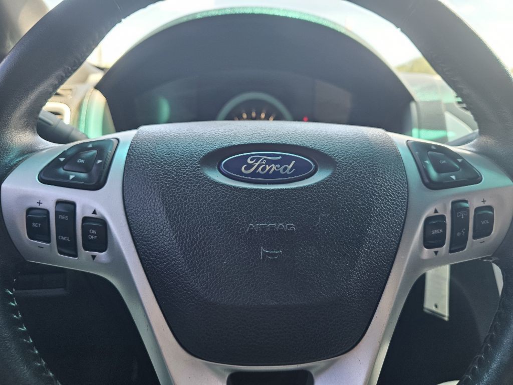 2015 Ford Explorer Image 20