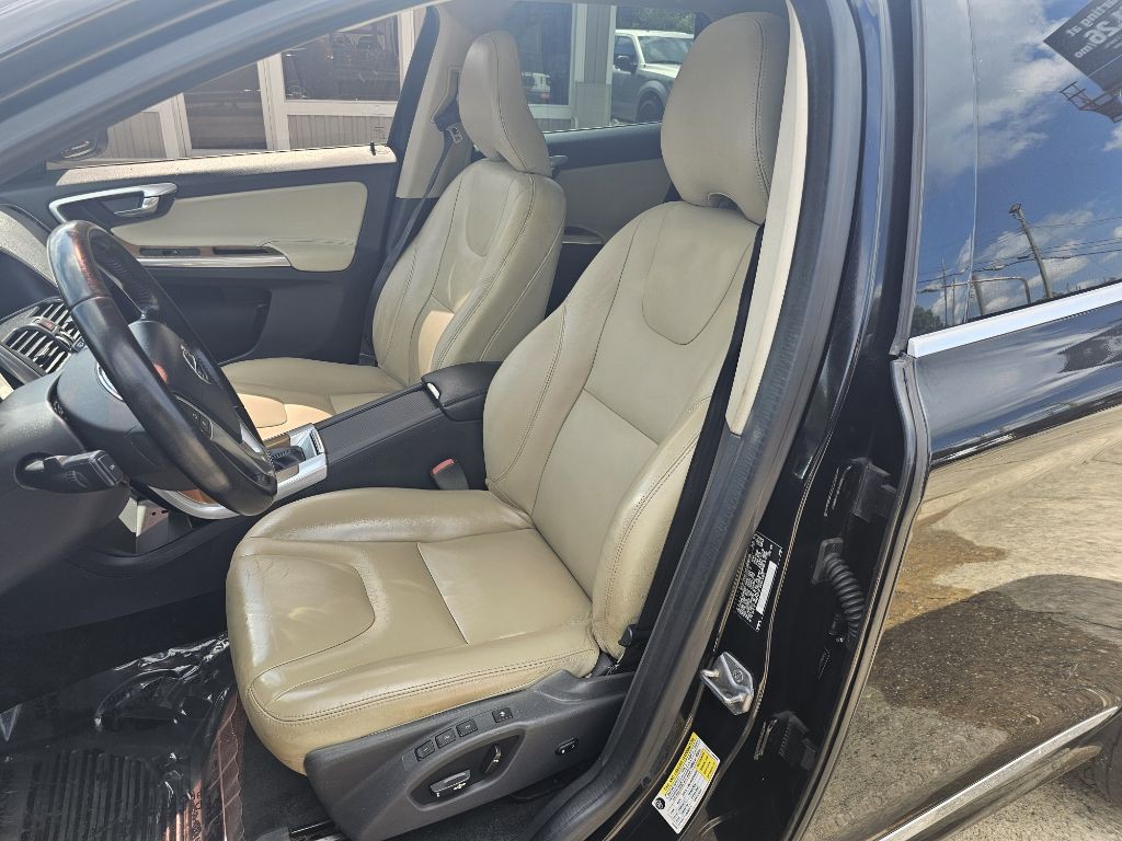 2016 Volvo XC60 Image 7