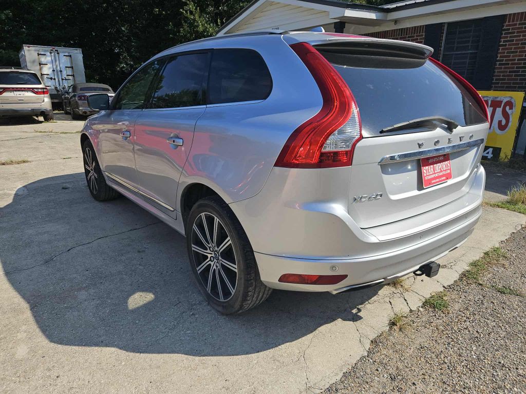 2017 Volvo XC60 Image 4