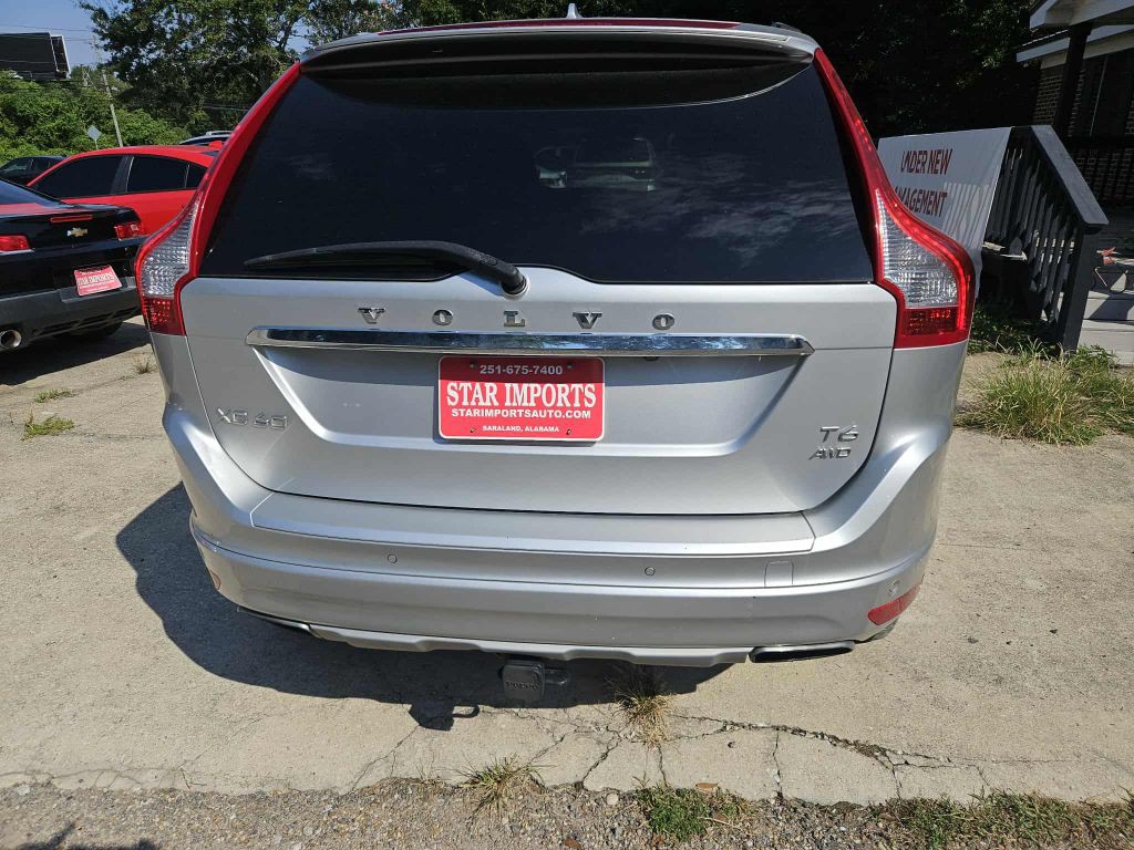 2017 Volvo XC60 Image 22