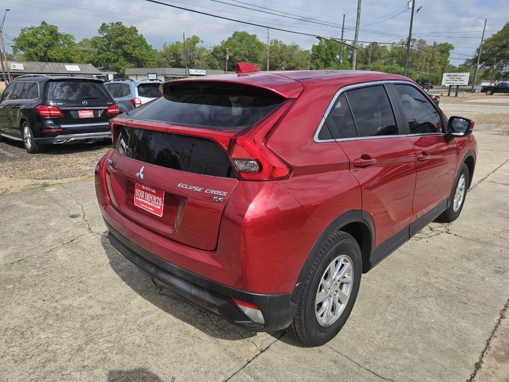 2018 Mitsubishi Eclipse Image 11