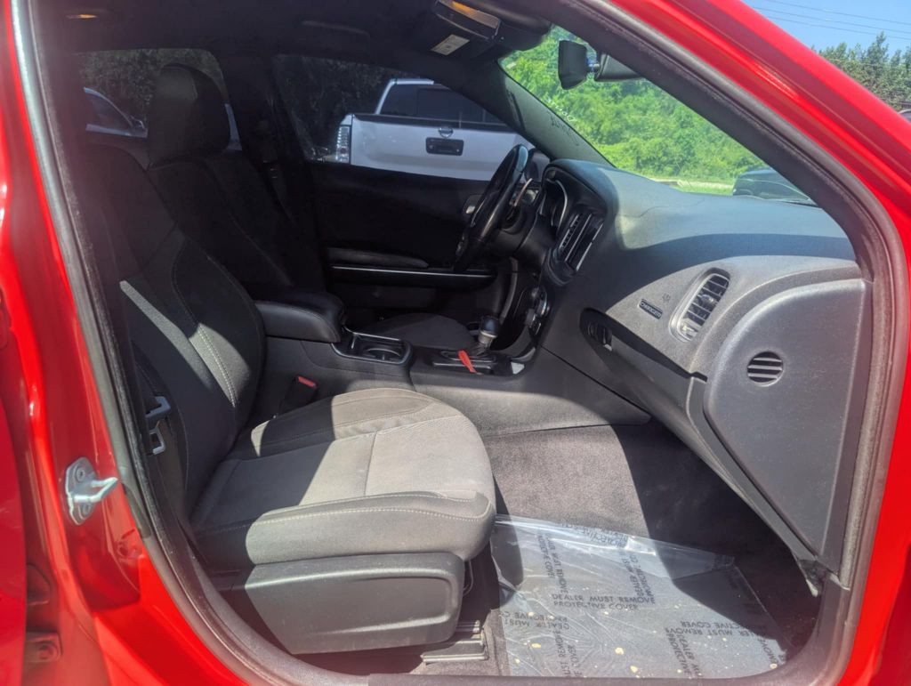 2018 Dodge Charger Image 11