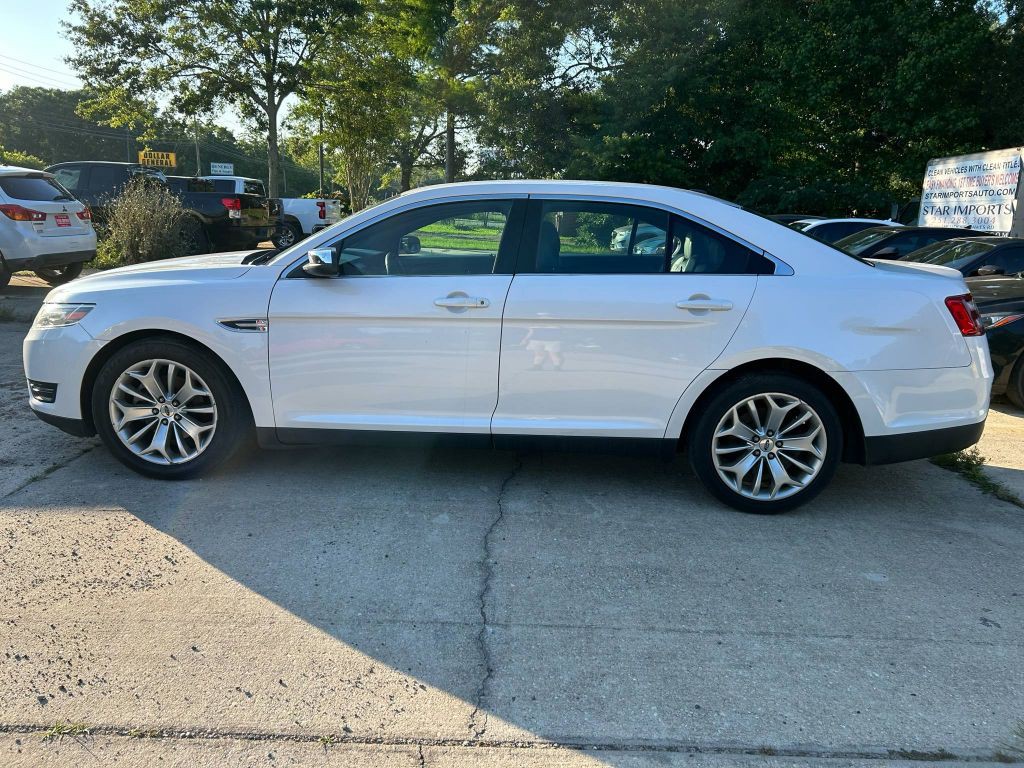 2019 Ford Taurus Image 3