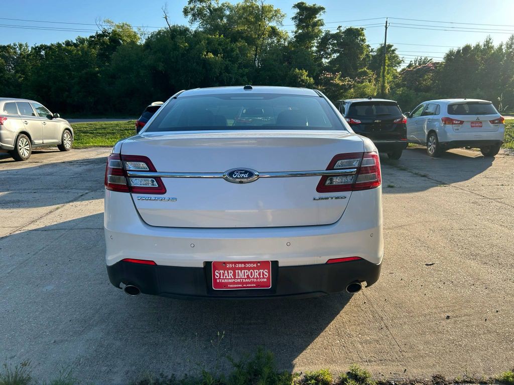 2019 Ford Taurus Image 5