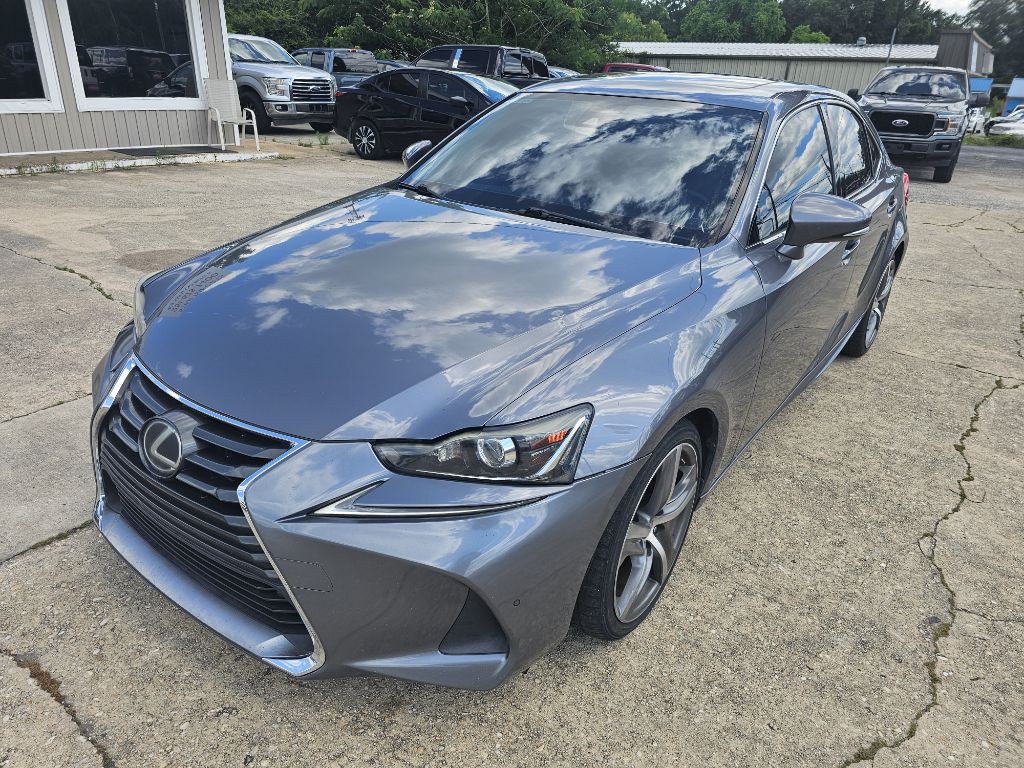 2017 Lexus IS Image 3