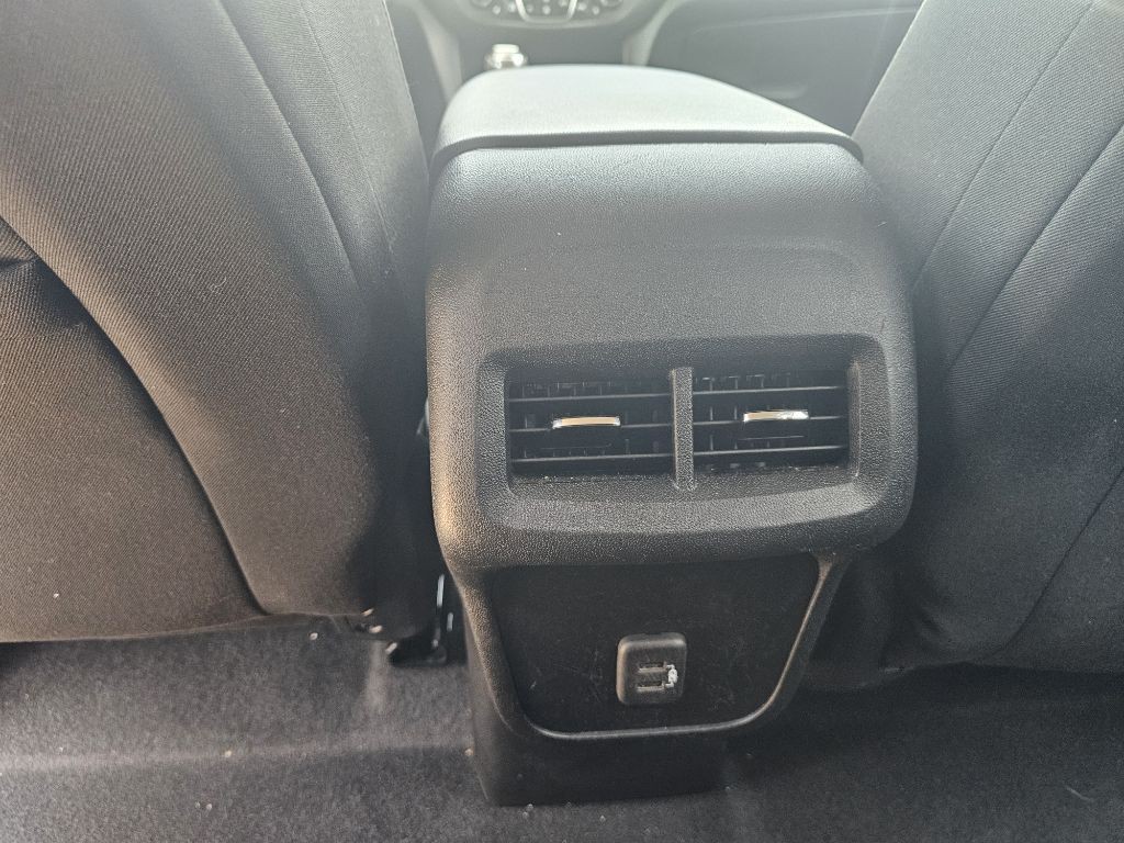 2021 Chevrolet Equinox Image 13