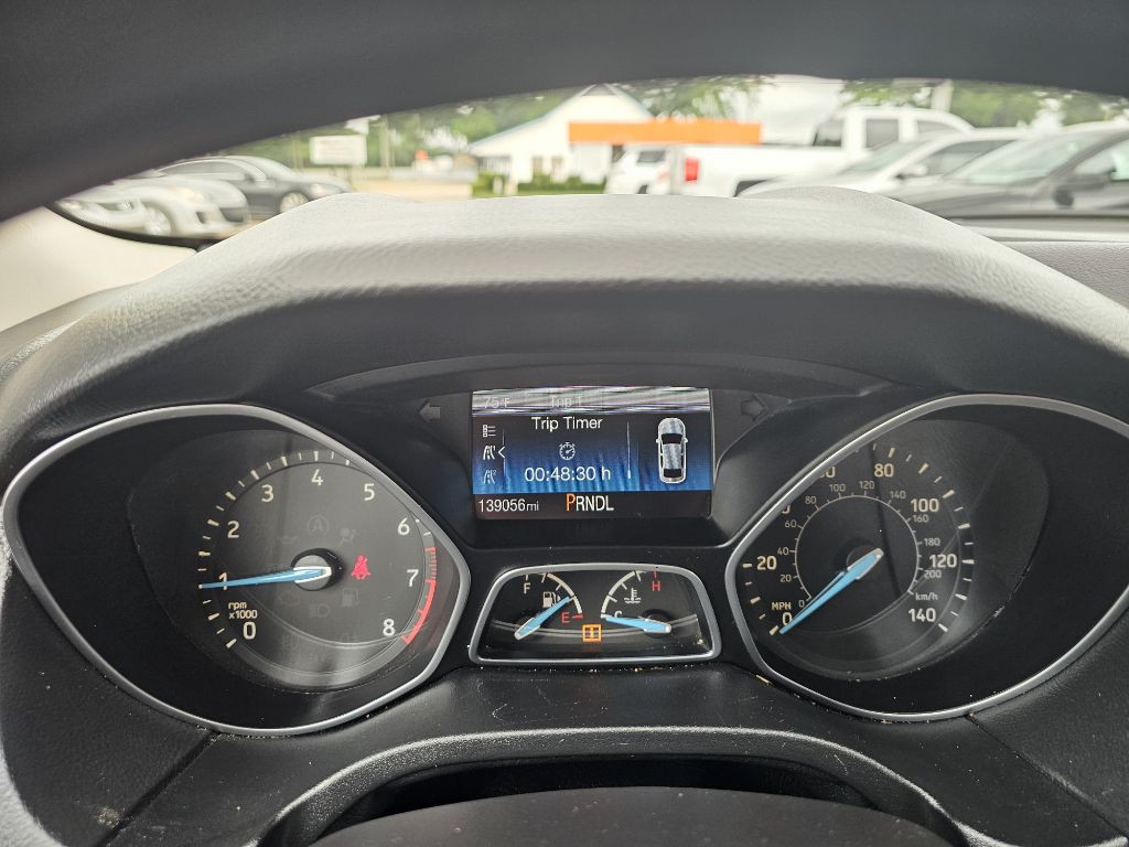 2017 Ford Focus Image 16