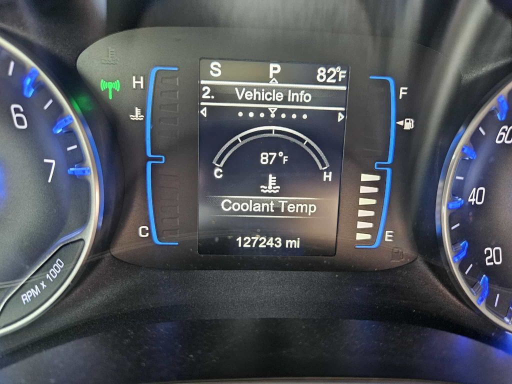 2017 Chrysler Pacifica Image 14