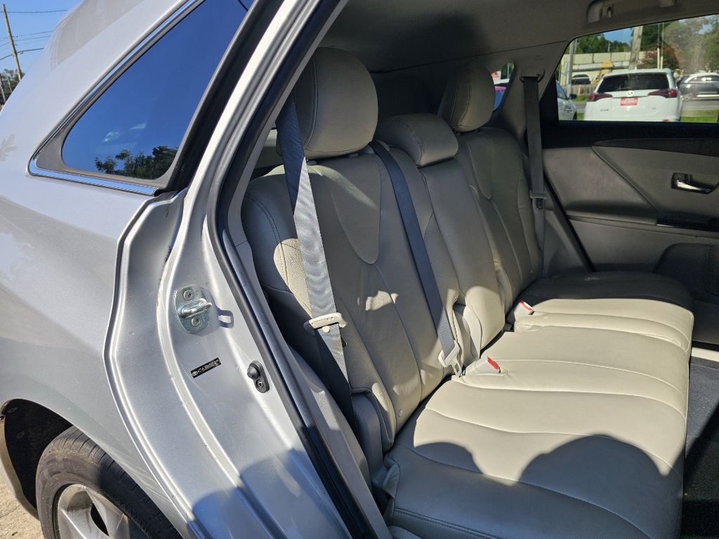 2013 Toyota Venza Image 13
