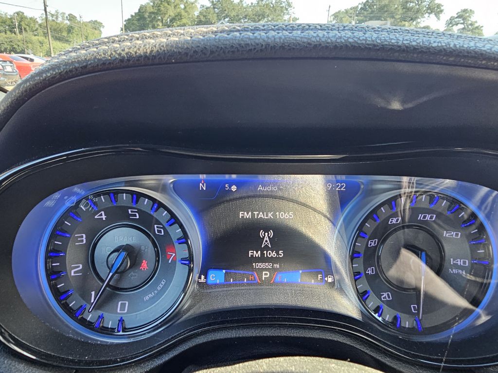 2019 Chrysler 300 Image 15