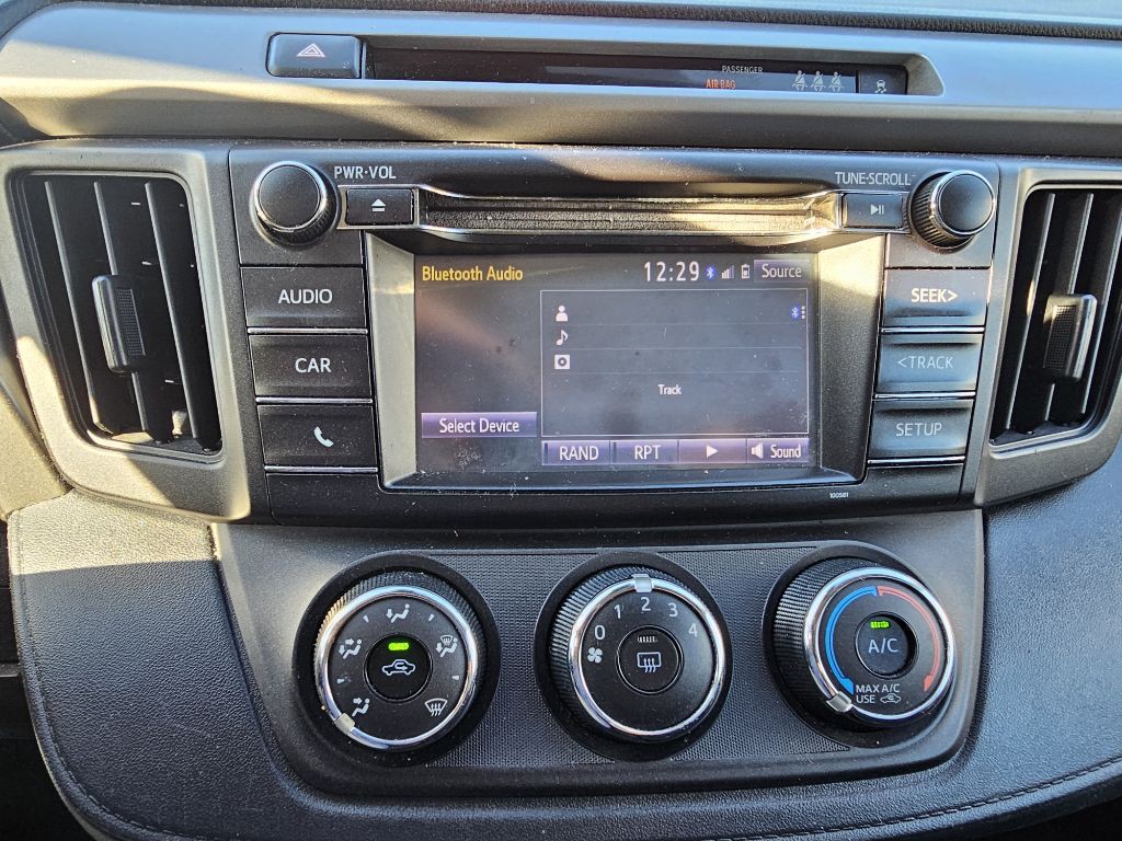 2018 Toyota Rav4 Image 12