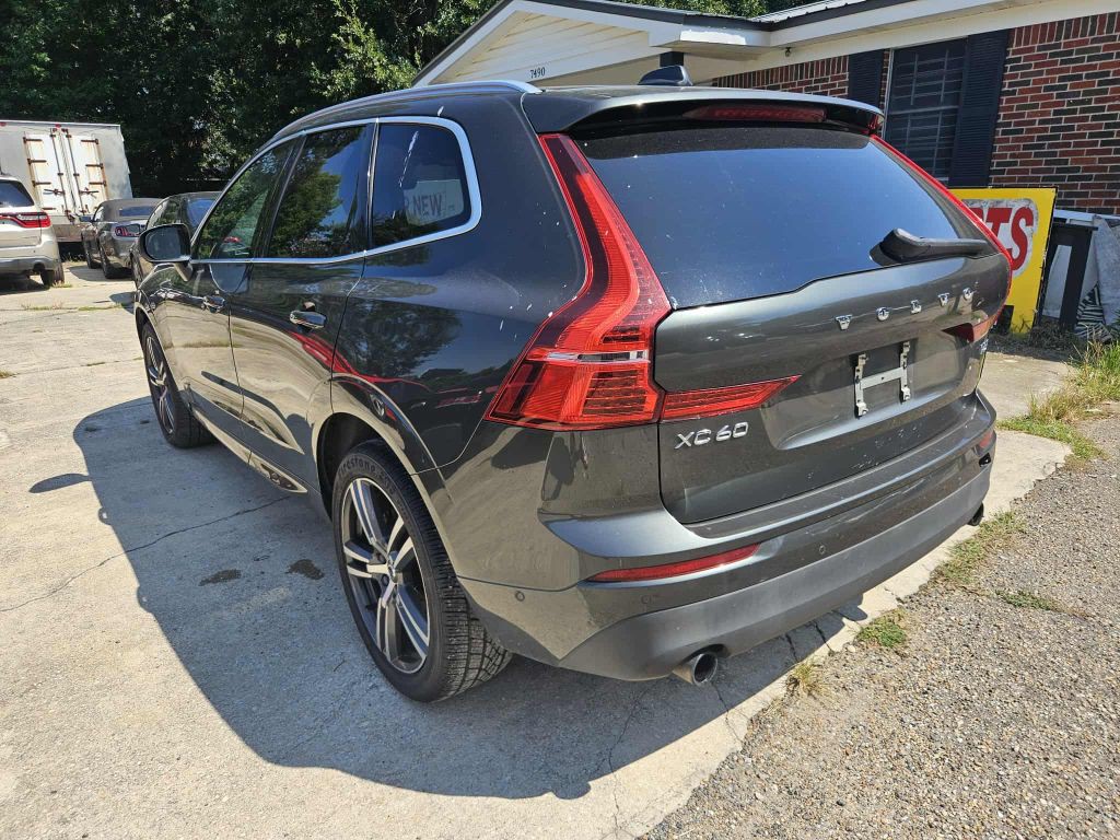 2018 Volvo XC60 Image 19