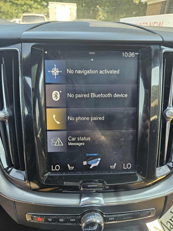 2018 Volvo XC60 Image 7