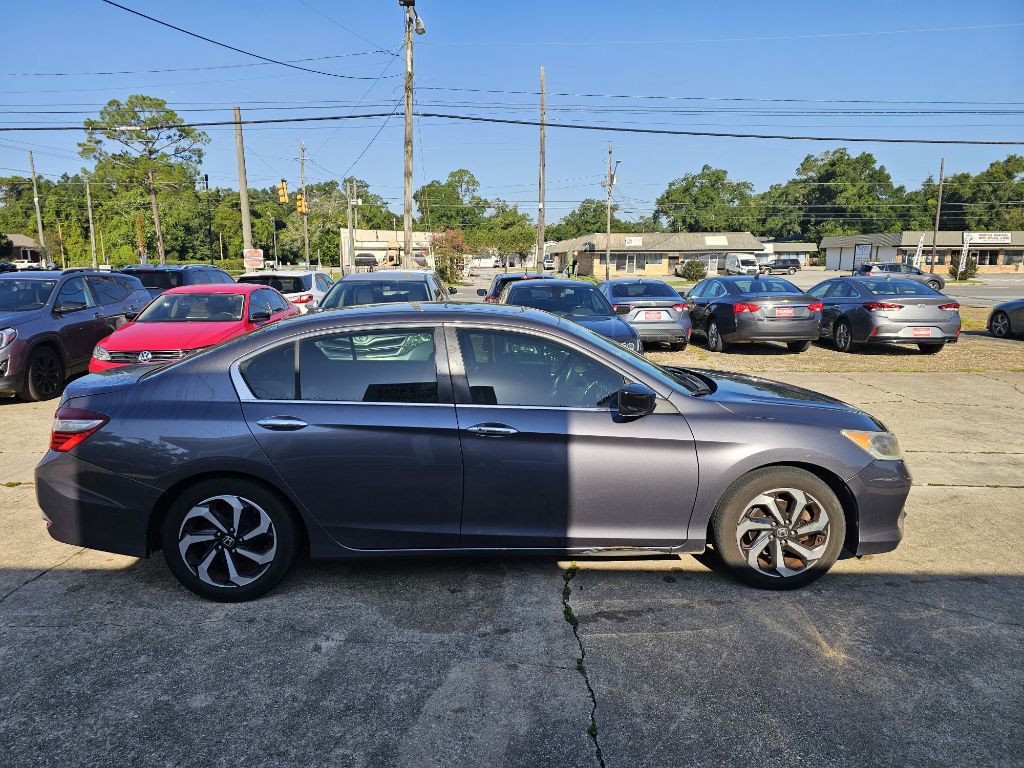 2016 Honda Accord Image 2