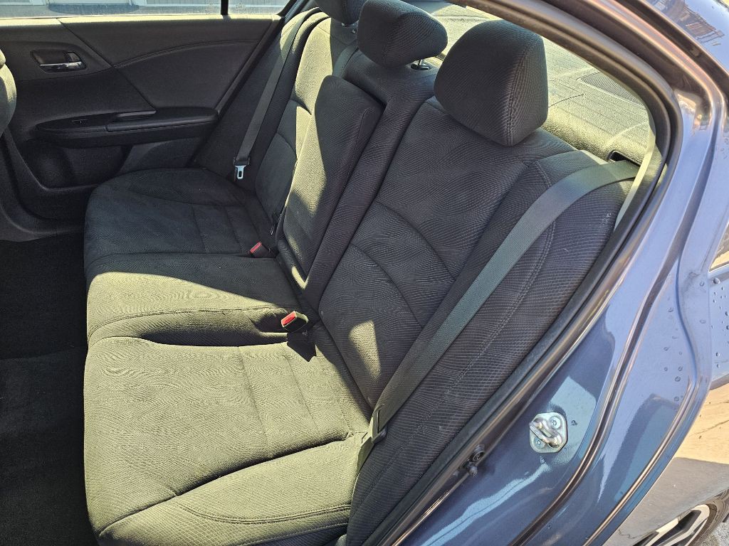 2016 Honda Accord Image 14
