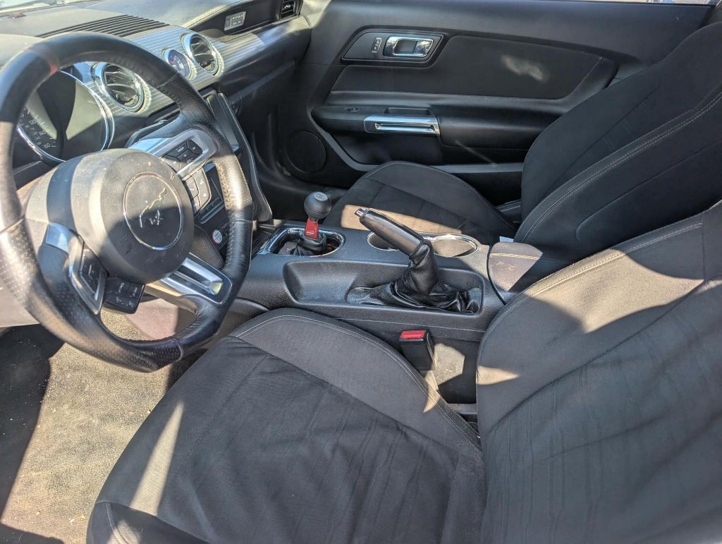 2016 Ford Mustang Image 15