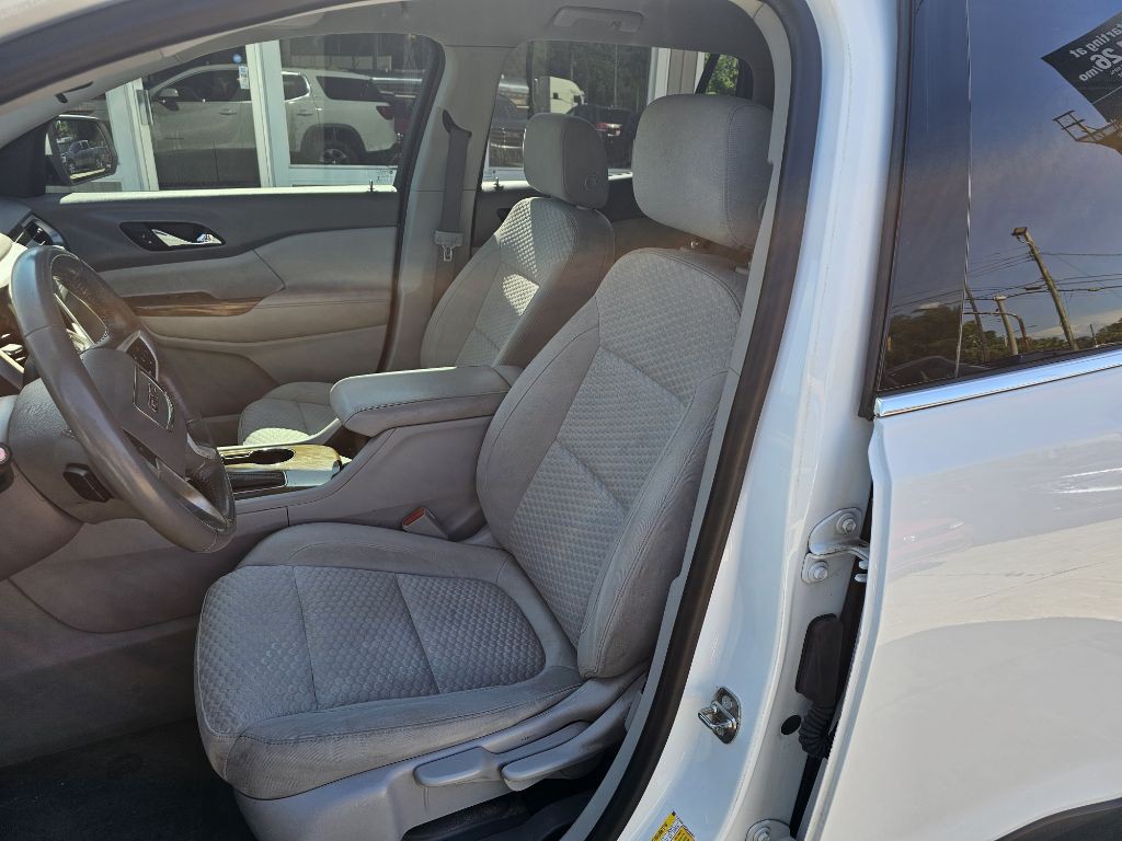 2018 GMC Acadia Image 7