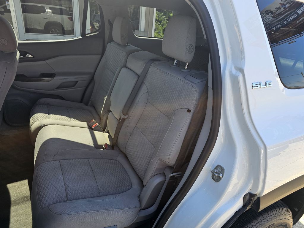 2018 GMC Acadia Image 10