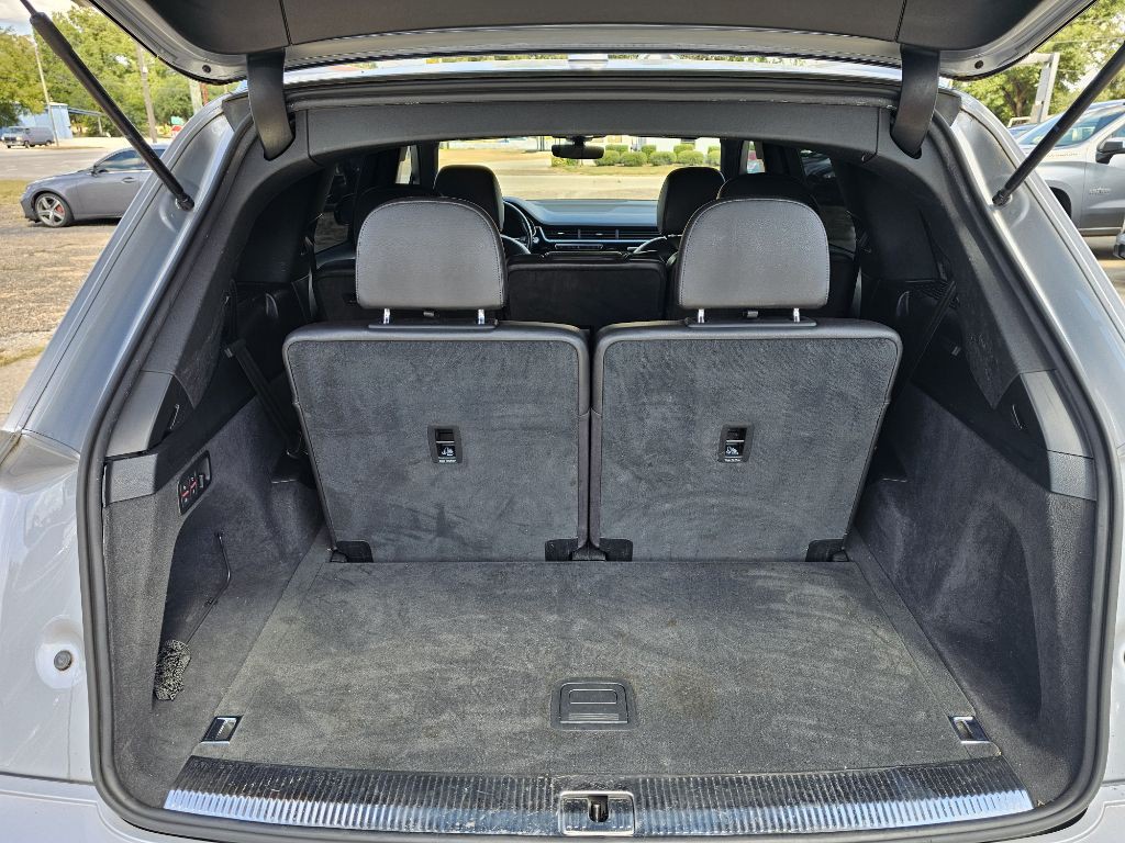 2017 Audi Q7 Image 13
