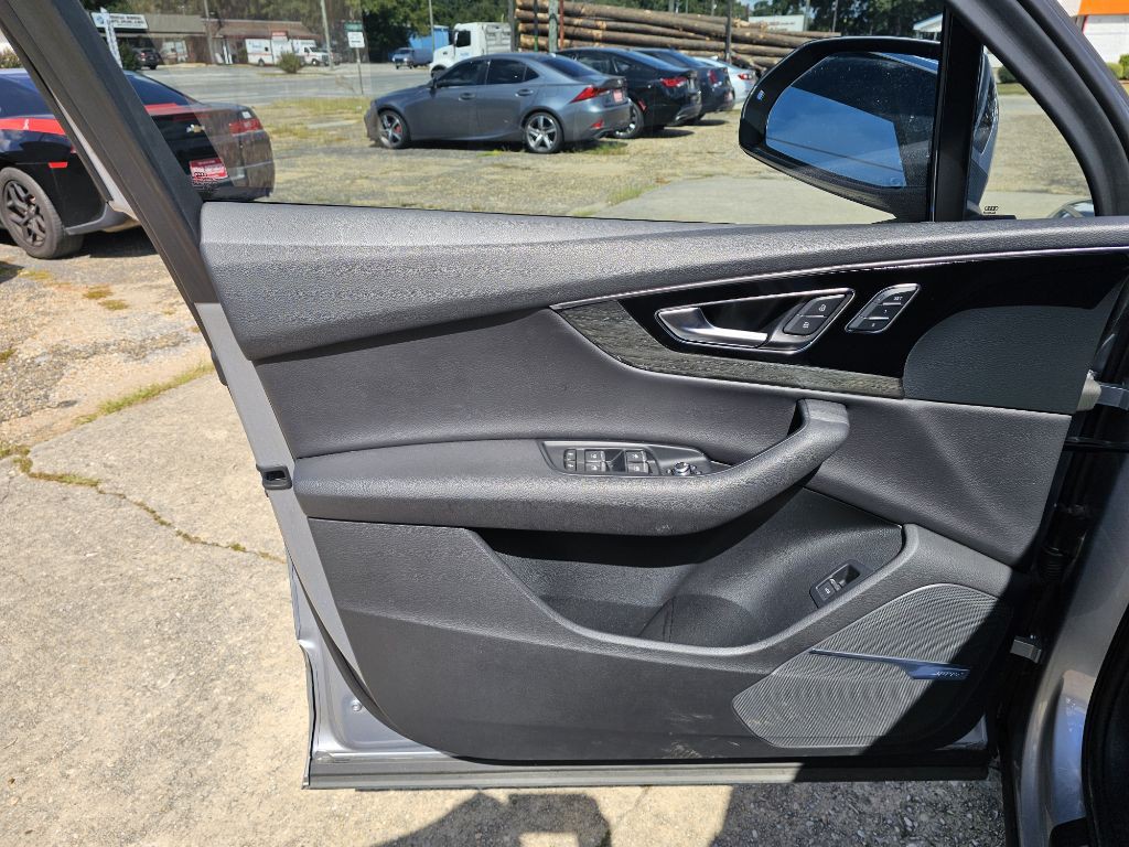 2017 Audi Q7 Image 15