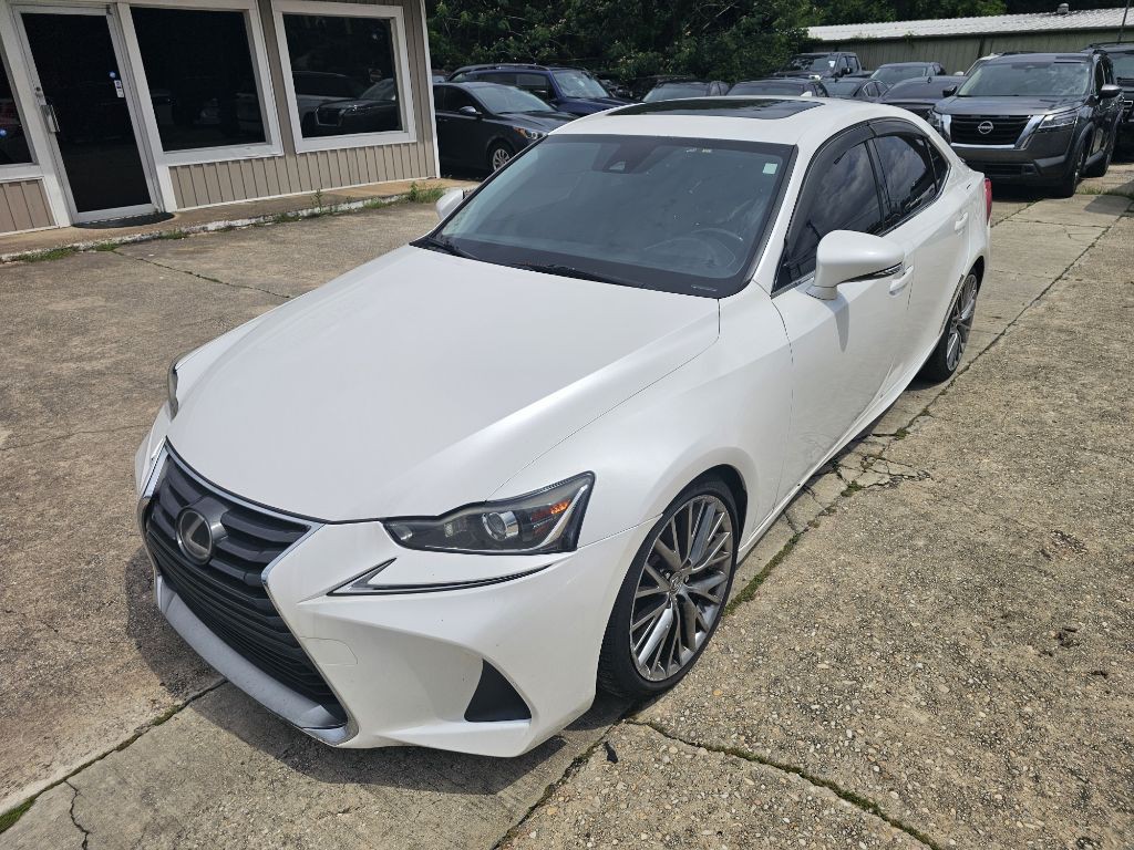 2017 Lexus IS Image 20