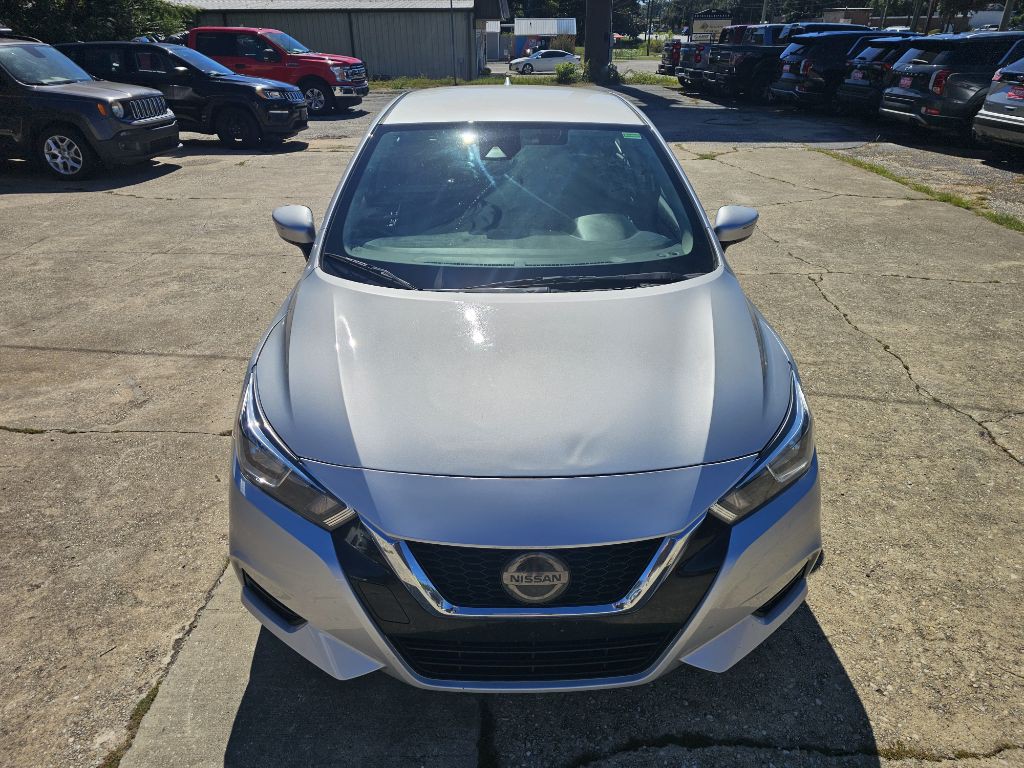 2020 Nissan Versa Image 5
