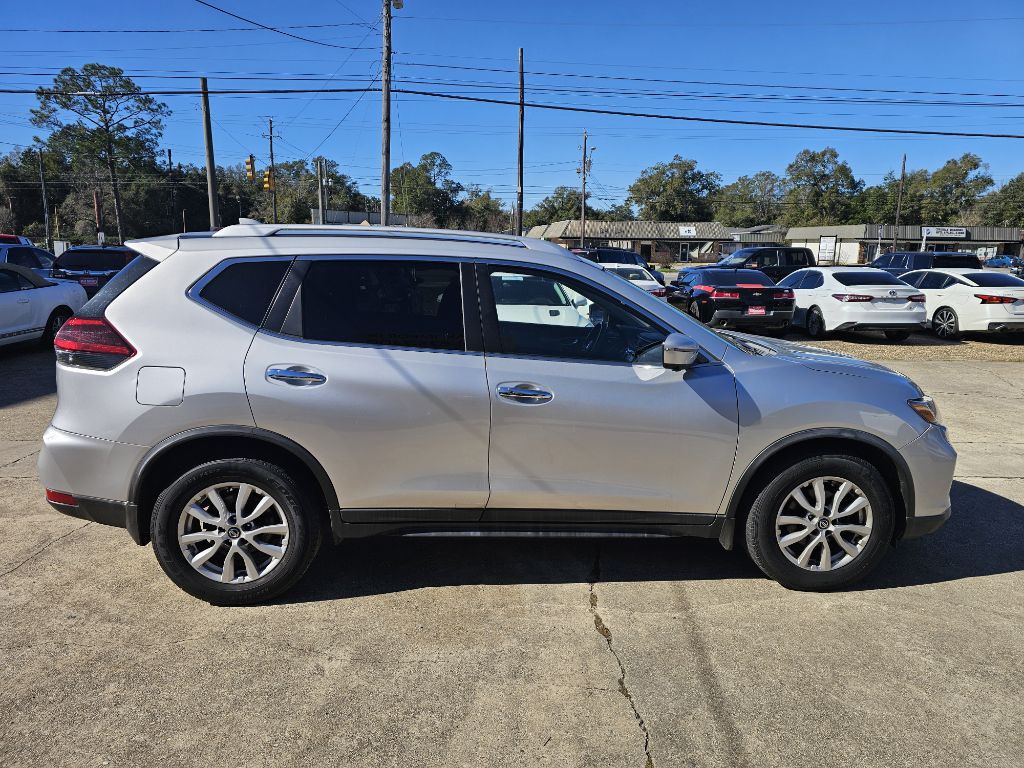 2018 Nissan Rogue Image 5