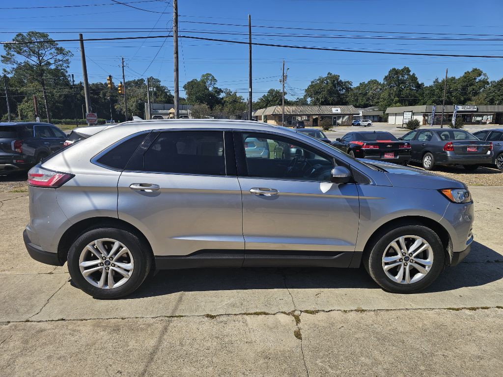 2020 Ford Edge Image 4