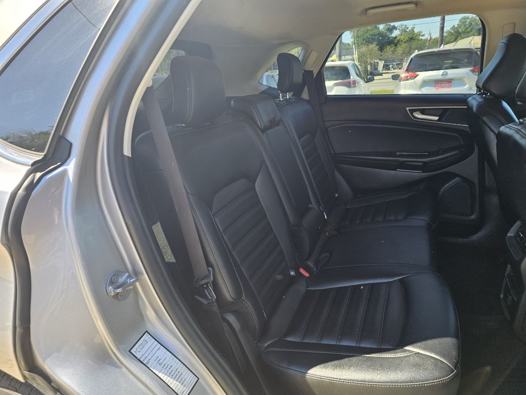 2020 Ford Edge Image 25
