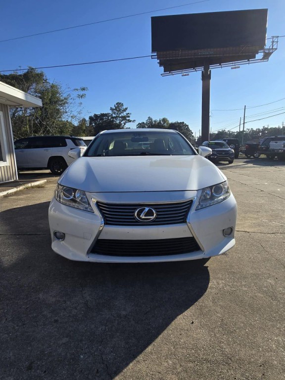 2015 Lexus ES Image 1