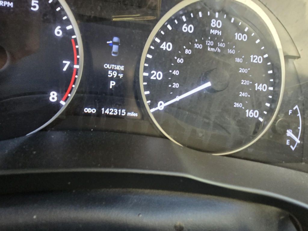 2015 Lexus ES Image 2