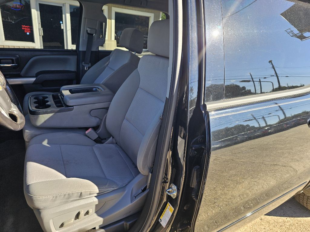 2018 Chevrolet Silverado 1500 Image 9