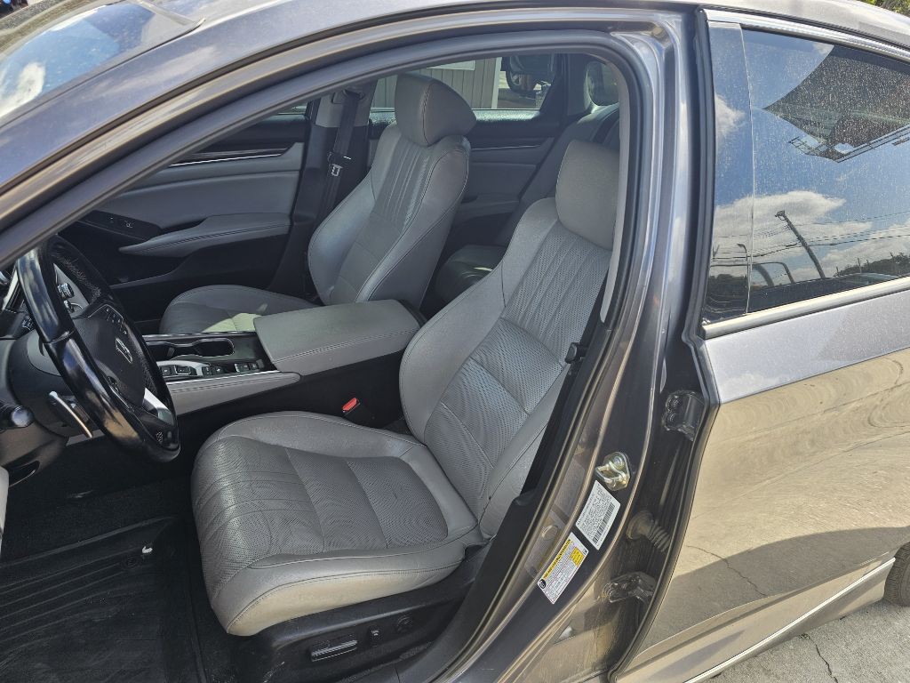 2020 Honda Accord Image 9