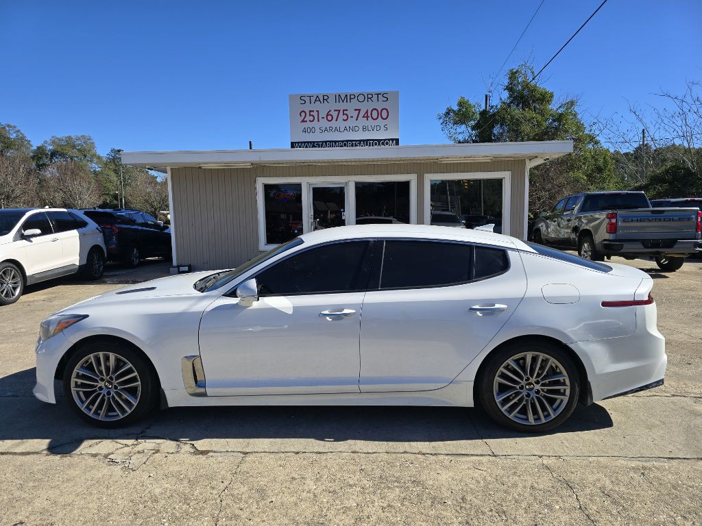 2018 Kia Stinger Image 1
