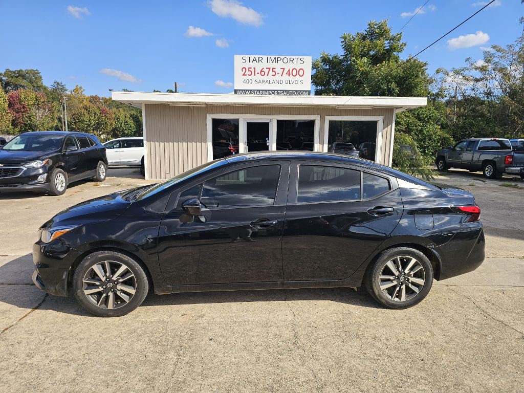 2021 Nissan Versa Image 1