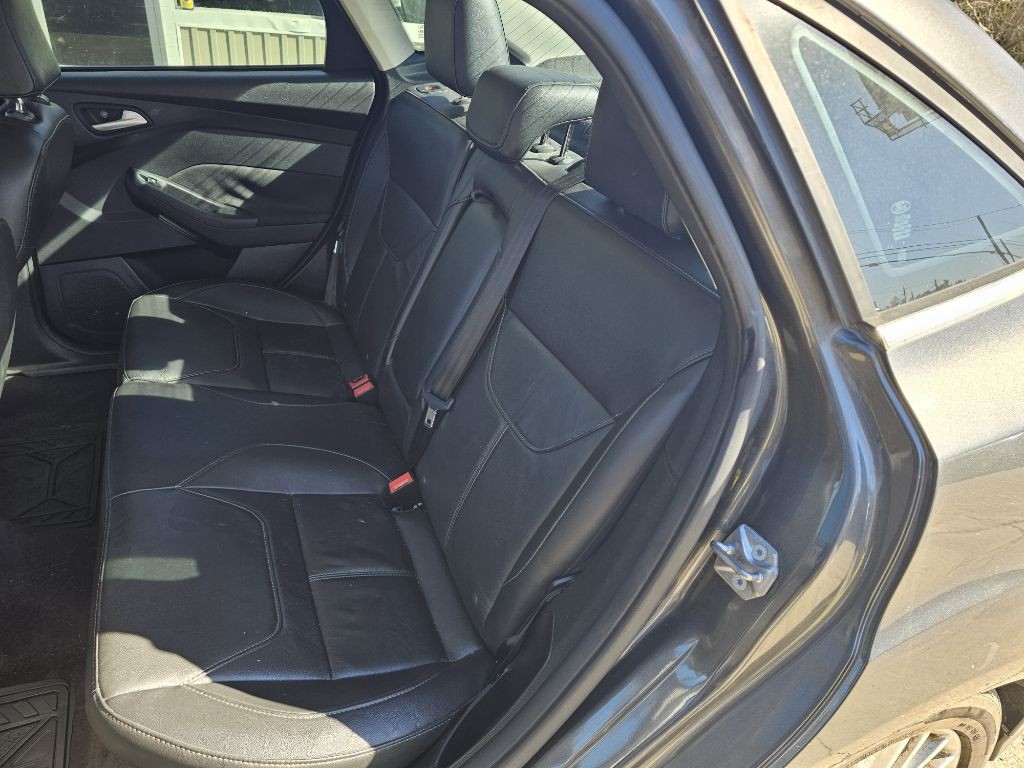 2018 Ford Focus Image 10