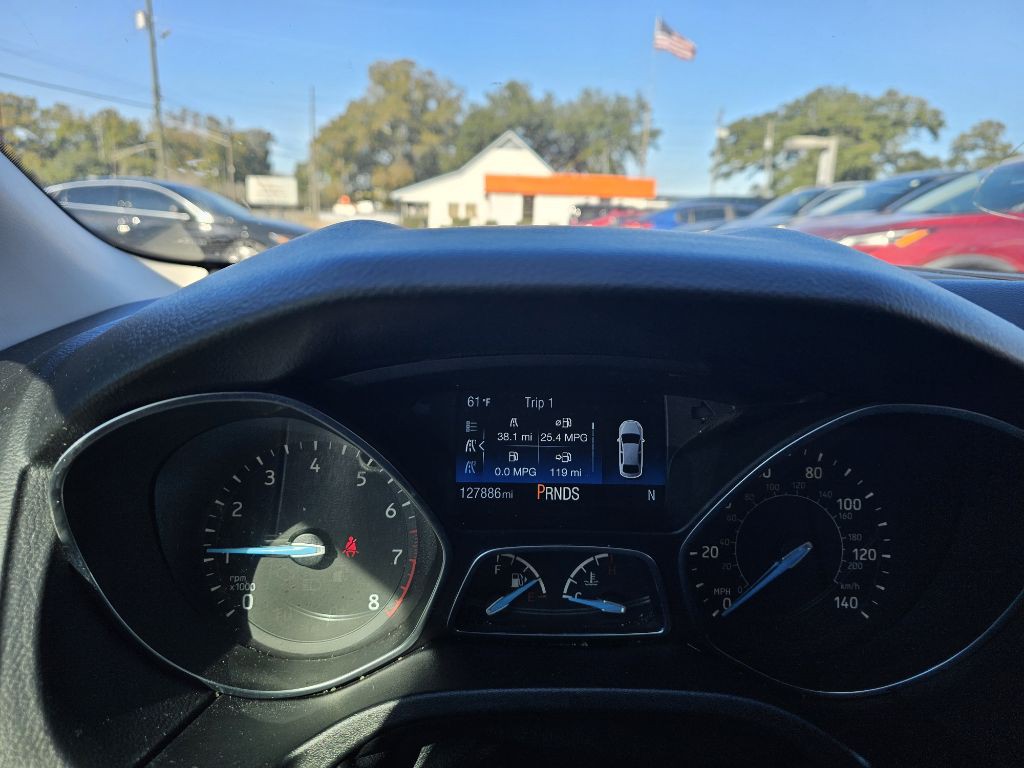 2018 Ford Focus Image 12