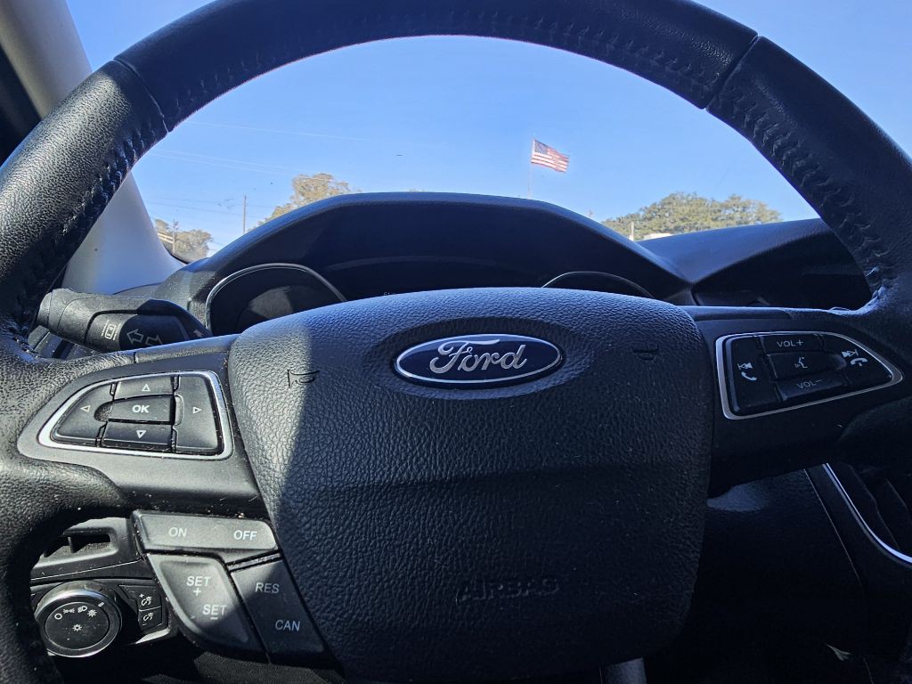 2018 Ford Focus Image 13