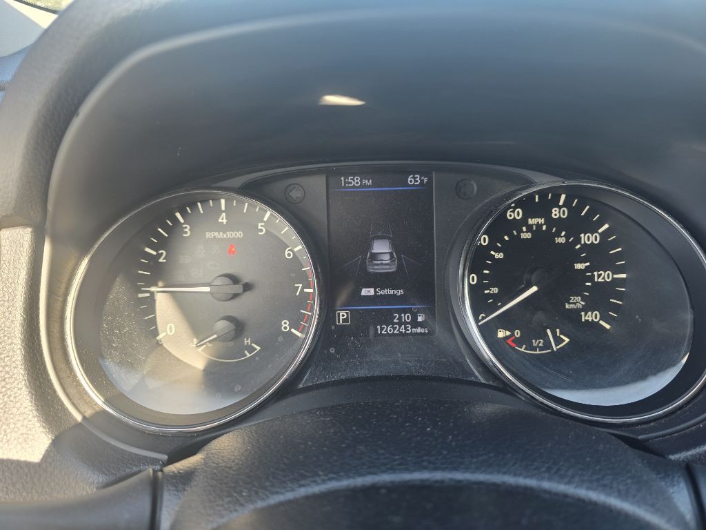 2020 Nissan Rogue Image 11