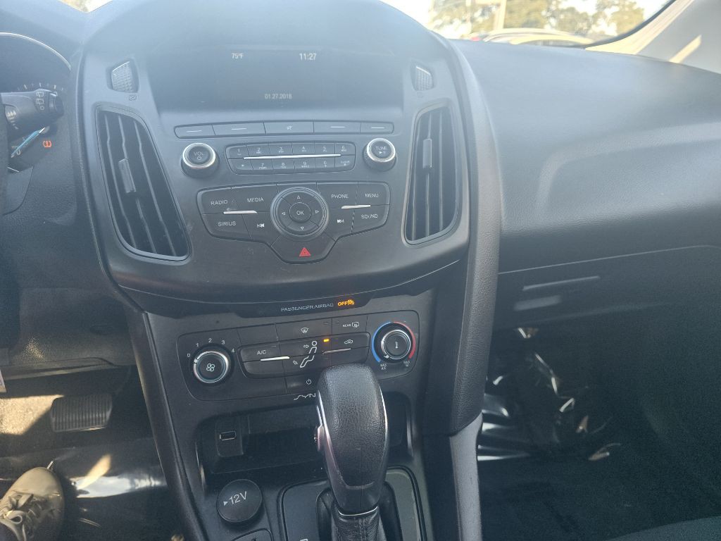 2018 Ford Focus Image 12