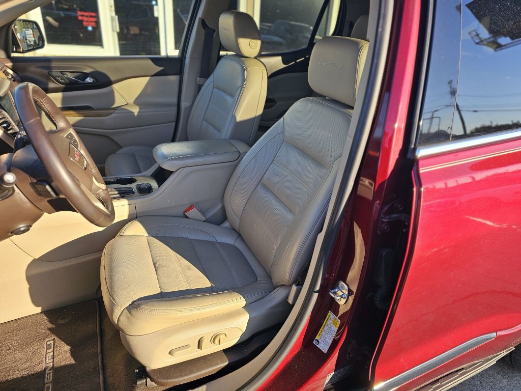 2018 GMC Acadia Image 9