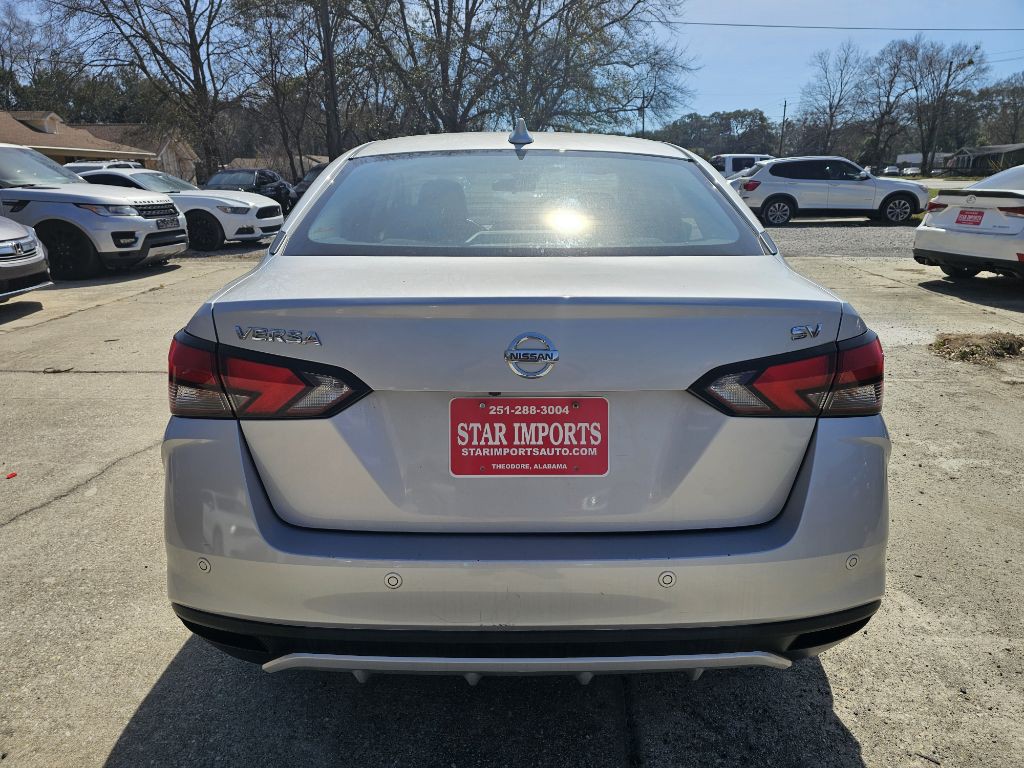 2020 Nissan Versa Image 8