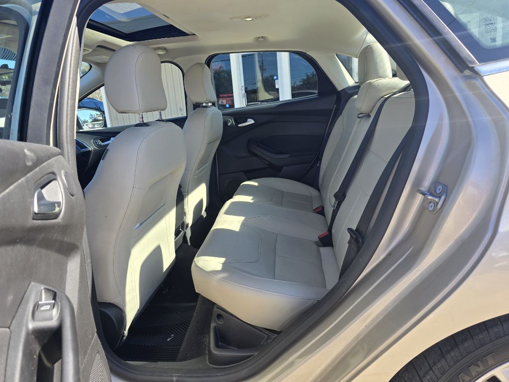 2018 Ford Focus Image 9