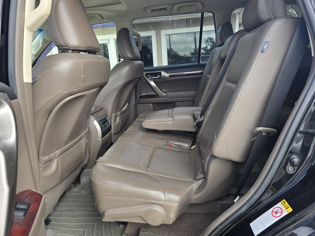 2013 Lexus GX Image 8