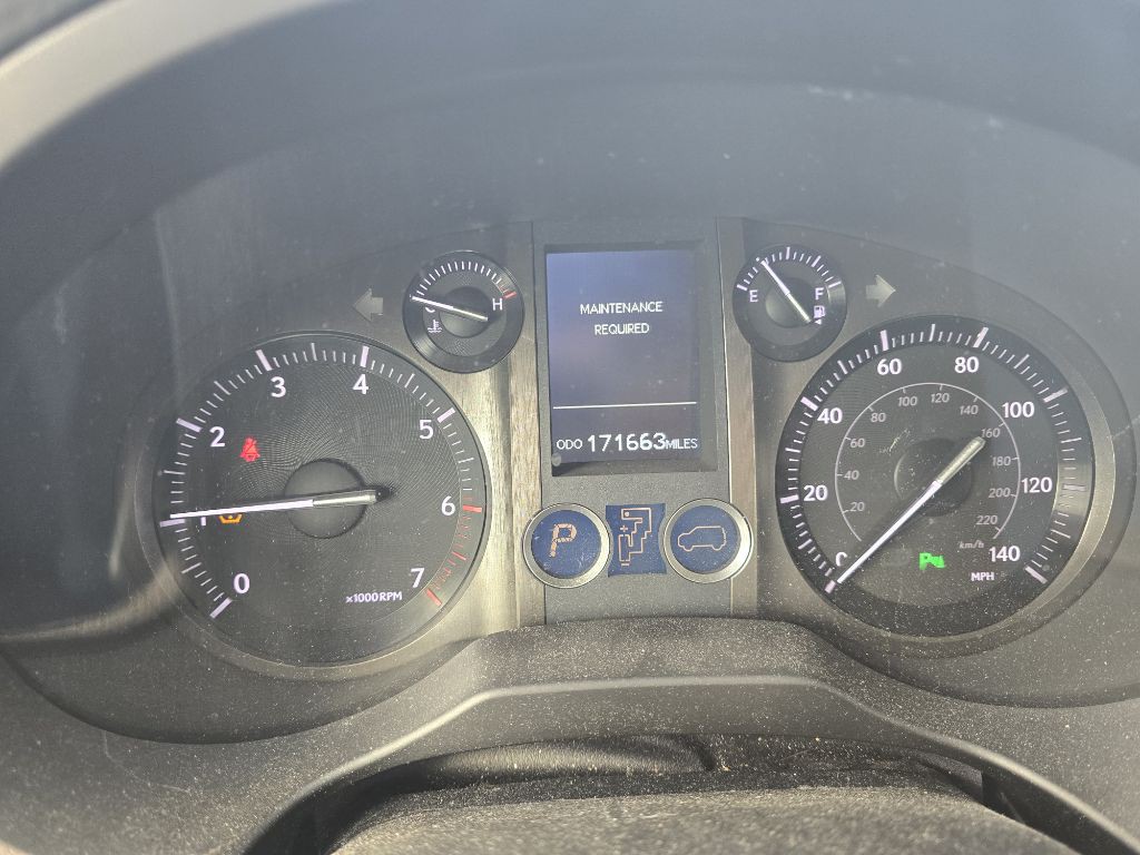 2013 Lexus GX Image 11